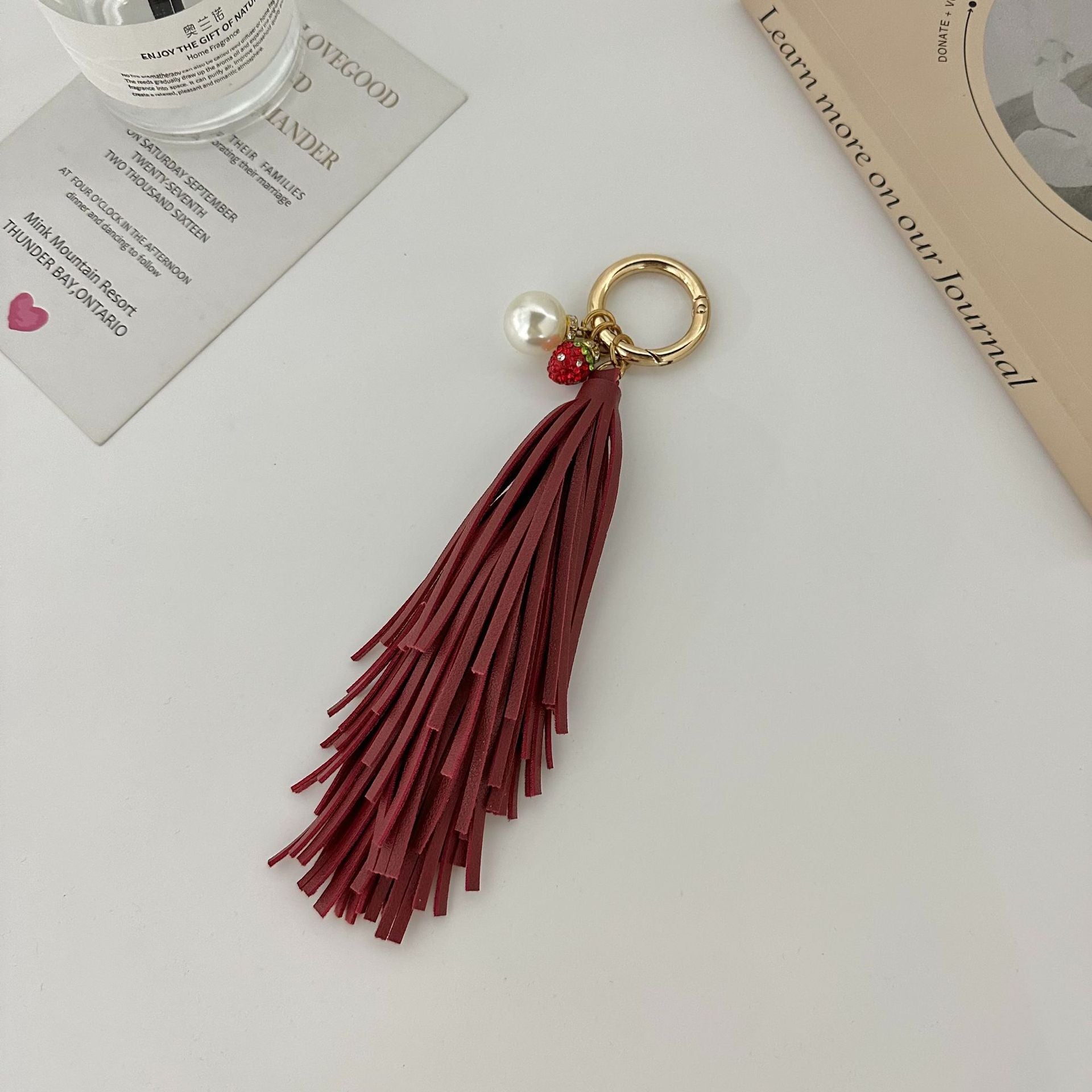 Wholesale 2023 Long Tassel Pearl Pendant Imitation Leather Keychain